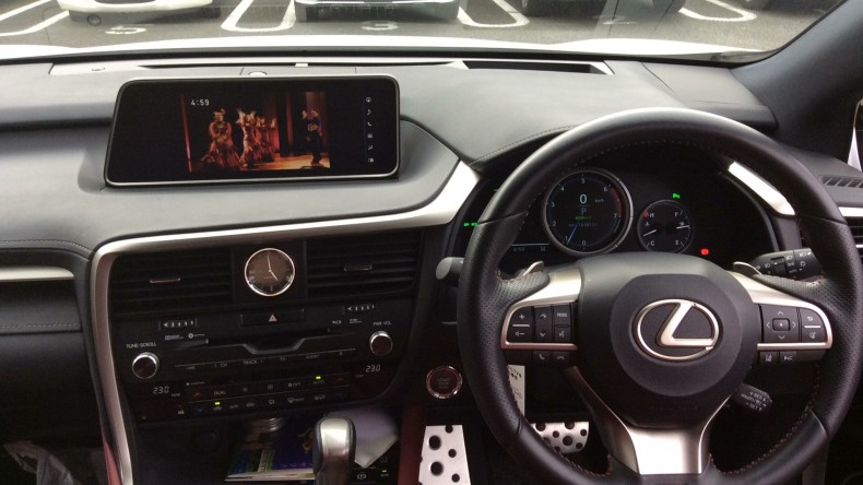 内装インパネ全体