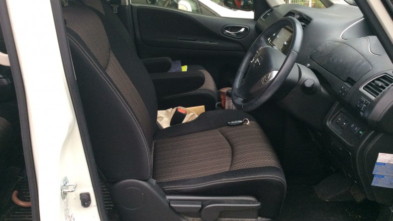 内装前方シート