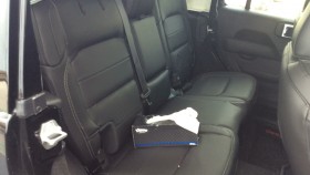 内装後方シート