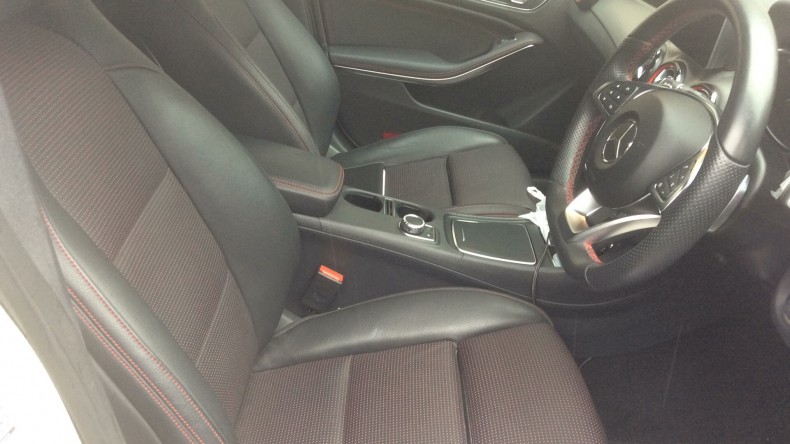 内装前方シート