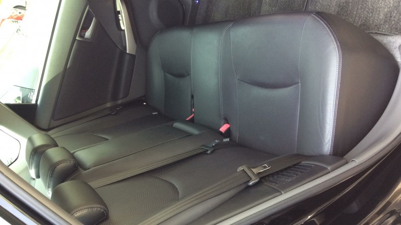 内装後方シート