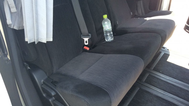 内装後方シート