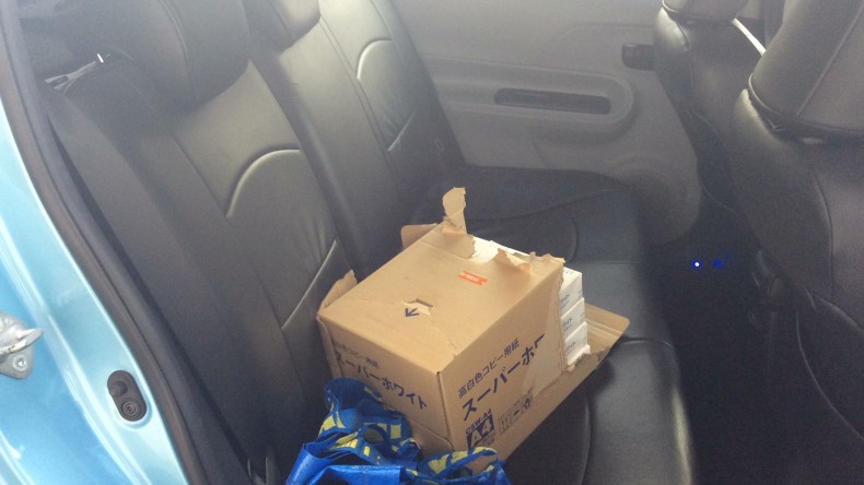 内装後方シート