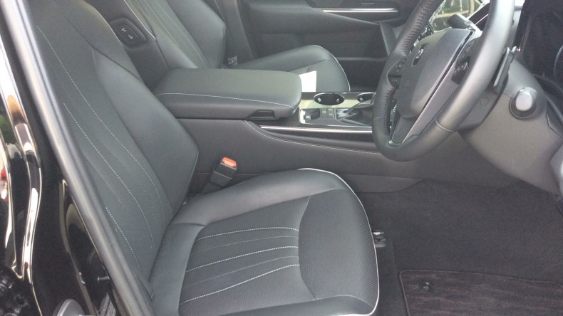 内装前方シート