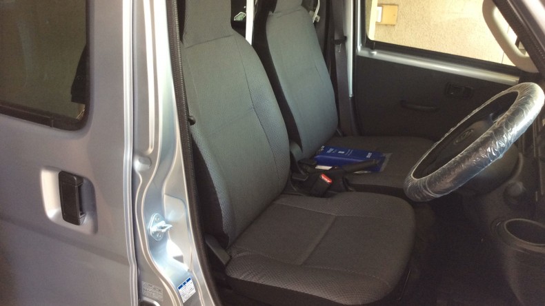 内装前方シート