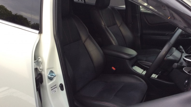 内装前方シート