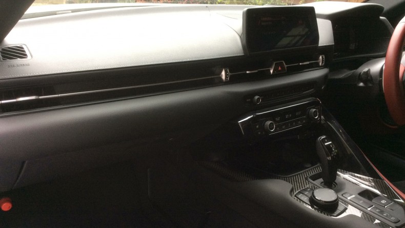 内装インパネ全体