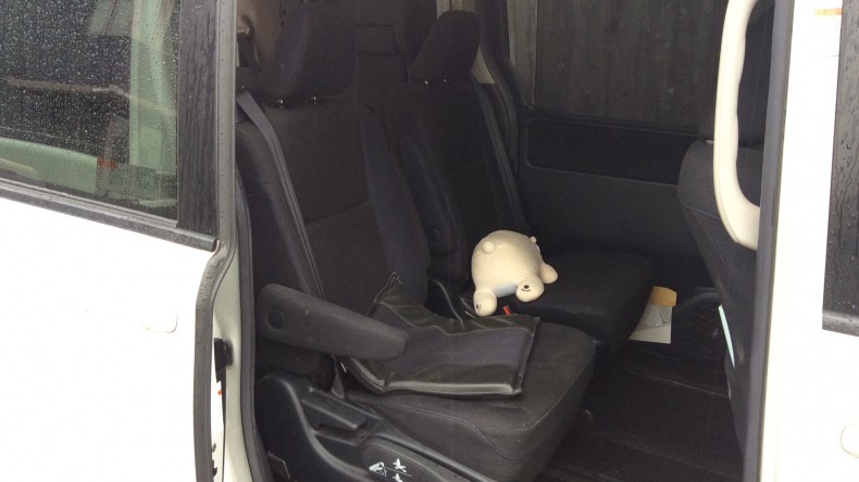 内装後方シート