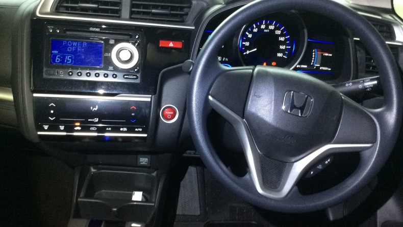 内装インパネ全体