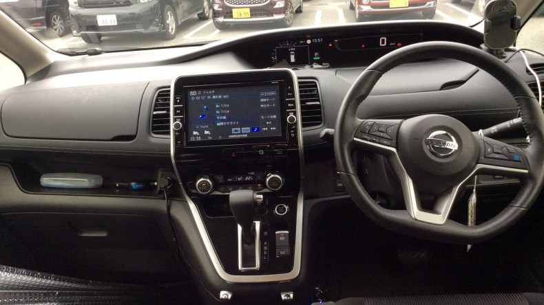 内装インパネ全体