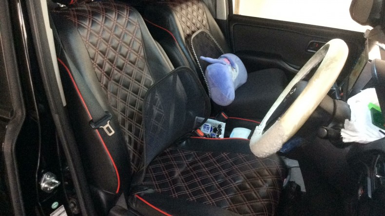 内装前方シート