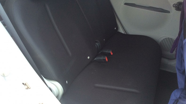 内装後方シート