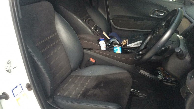 内装前方シート