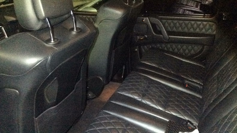 内装後方シート