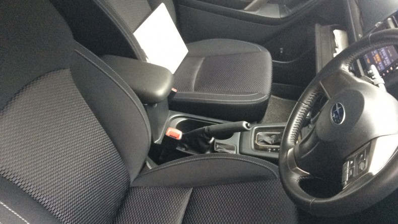 内装前方シート