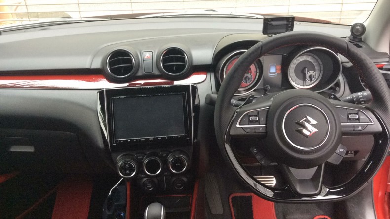 内装インパネ全体