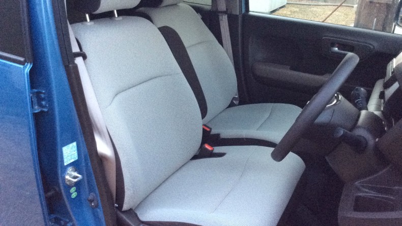 内装前方シート