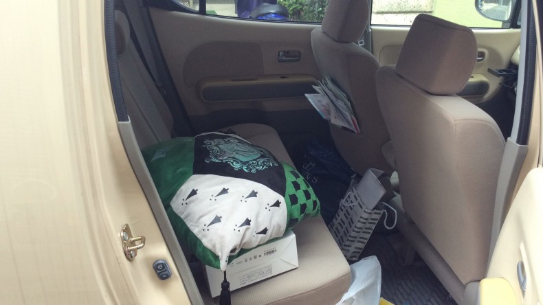 内装後方シート