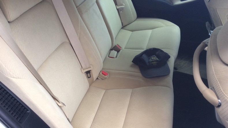 内装後方シート