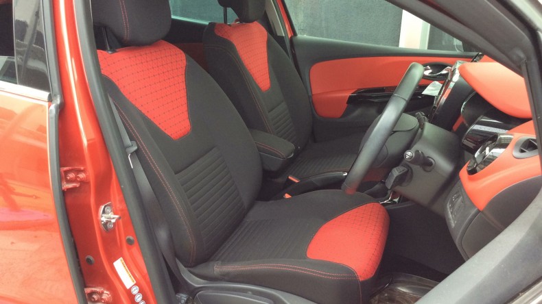 内装前方シート