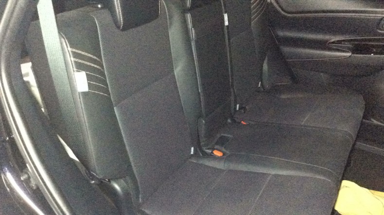 内装後方シート