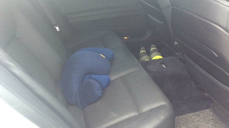 内装後方シート