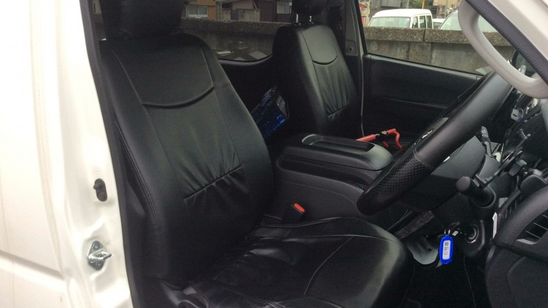 内装前方シート