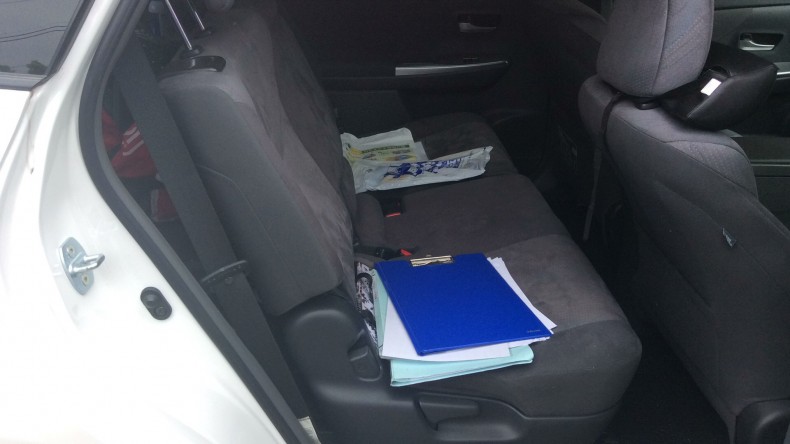 内装後方シート