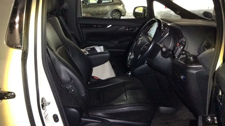 内装前方シート