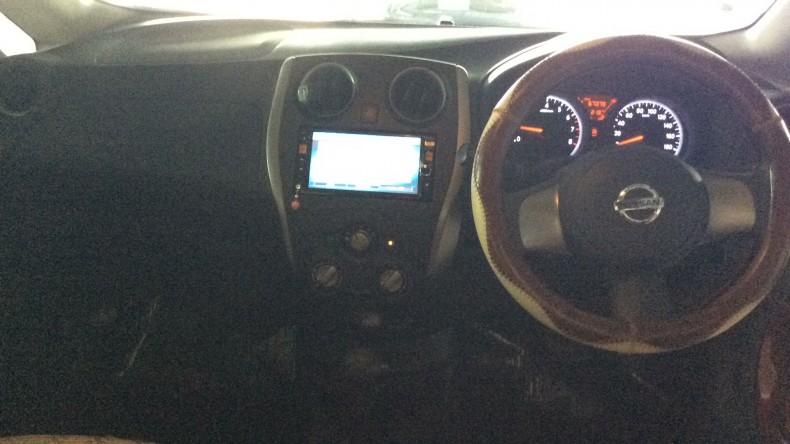 内装インパネ全体