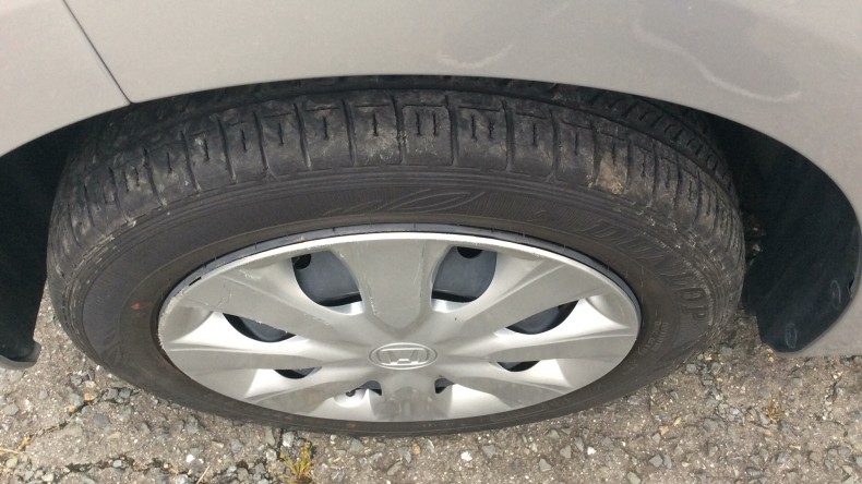 タイヤホイール前