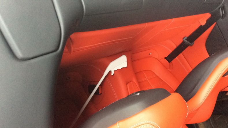 内装後方シート