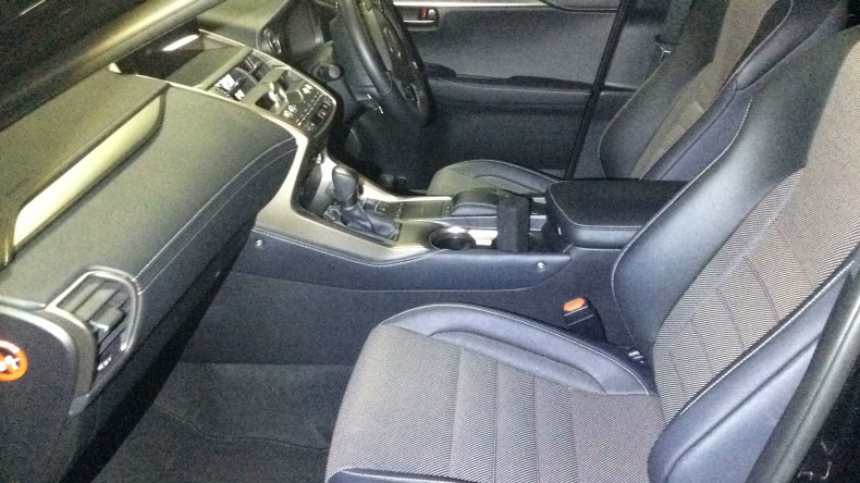 内装前方シート