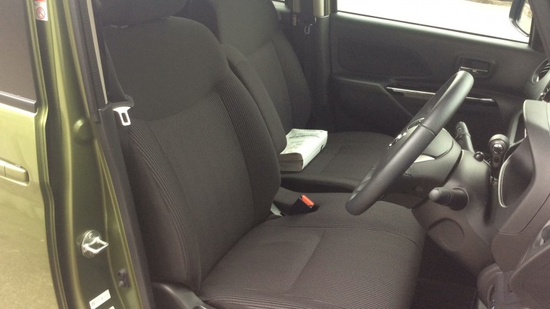 内装前方シート