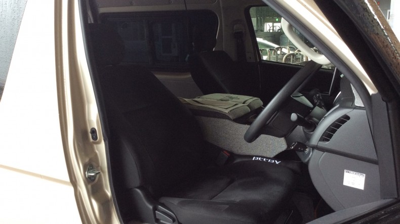 内装前方シート