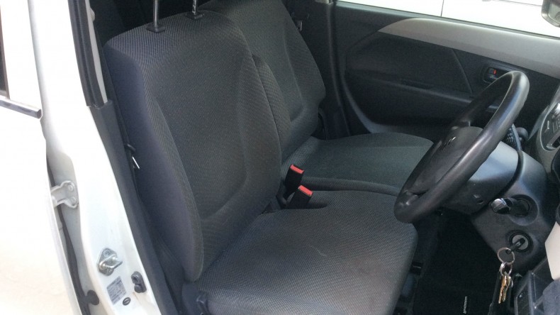 内装前方シート