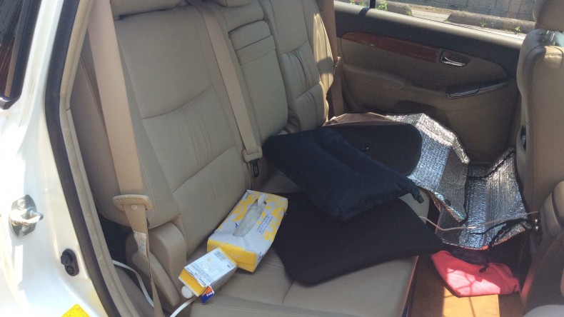 内装後方シート