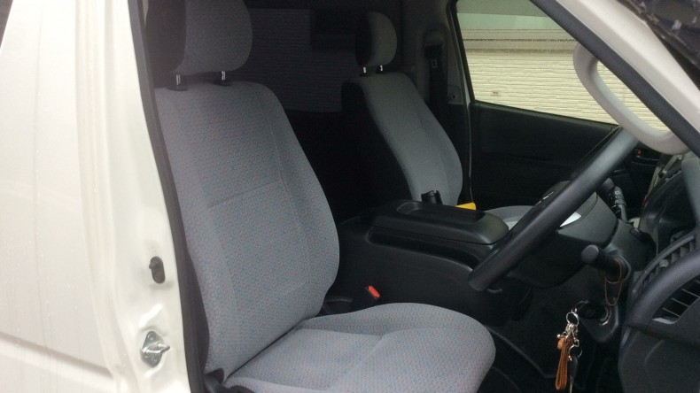 内装前方シート