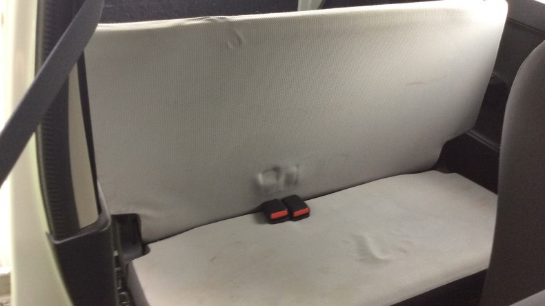 内装後方シート