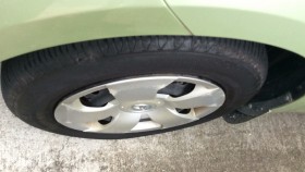 タイヤホイール前