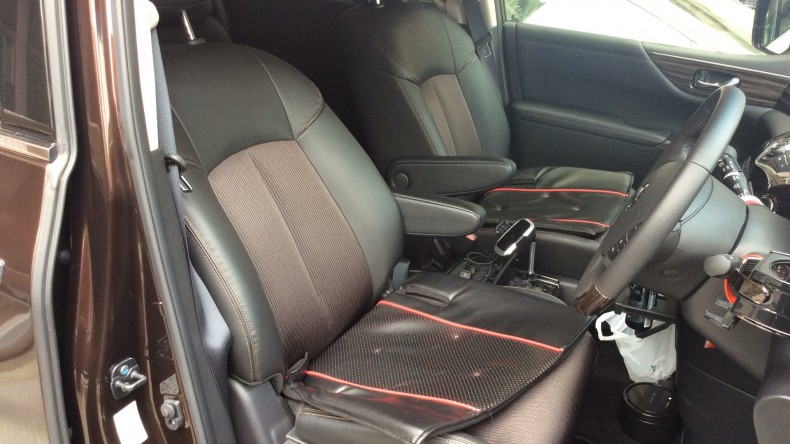 内装前方シート