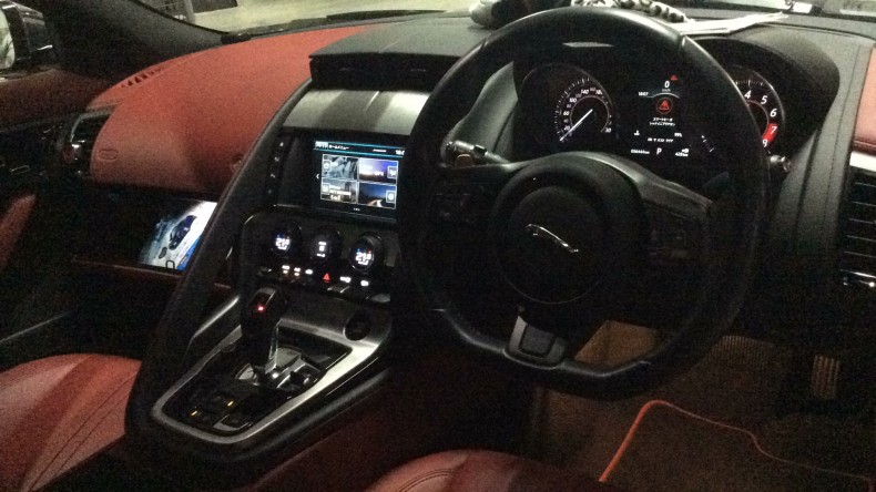 内装インパネ全体