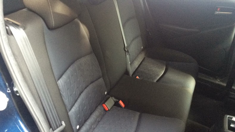 内装後方シート