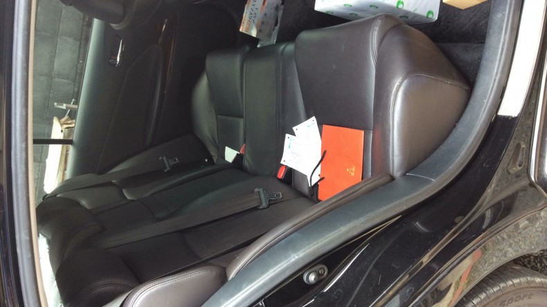 内装後方シート