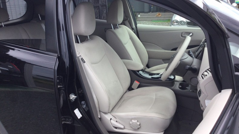 内装前方シート