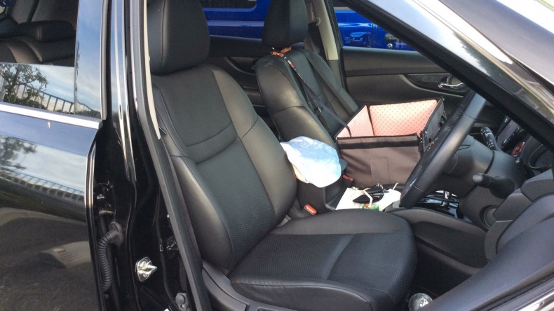 内装前方シート