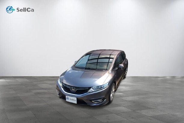 ホンダ　ジェイド ハイブリッドＸの車種サムネイル画像