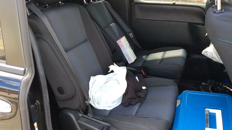 内装後方シート