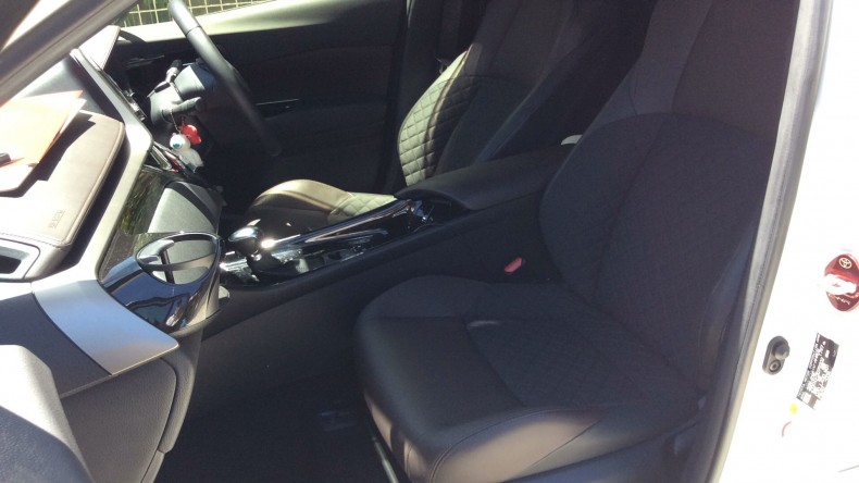 内装前方シート