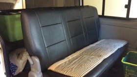 内装後方シート